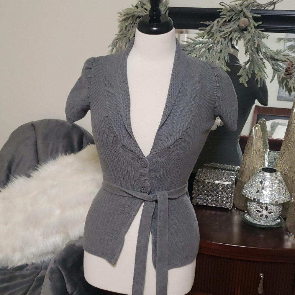 🌻 RW & Co Gray Cardigan